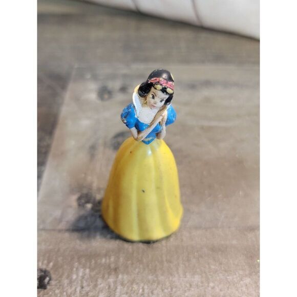 Princess AS IS Snow White Seven Dwarfs Disney Pixar toy figure - Picture 1 of 7